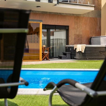 Tahiti Resort Apartments Hajdúszoboszló מראה חיצוני תמונה