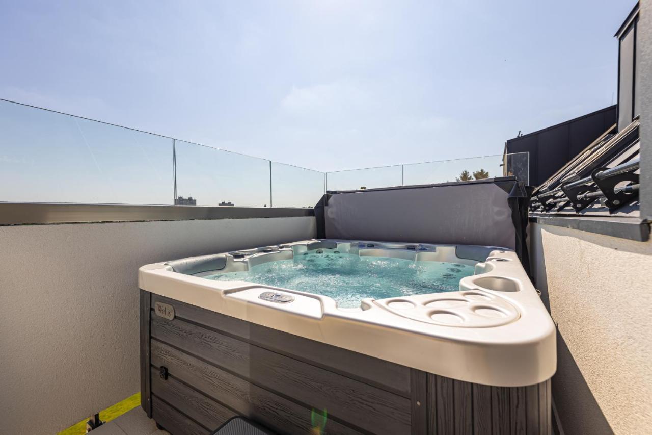 Tahiti Resort Apartments Hajdúszoboszló מראה חיצוני תמונה